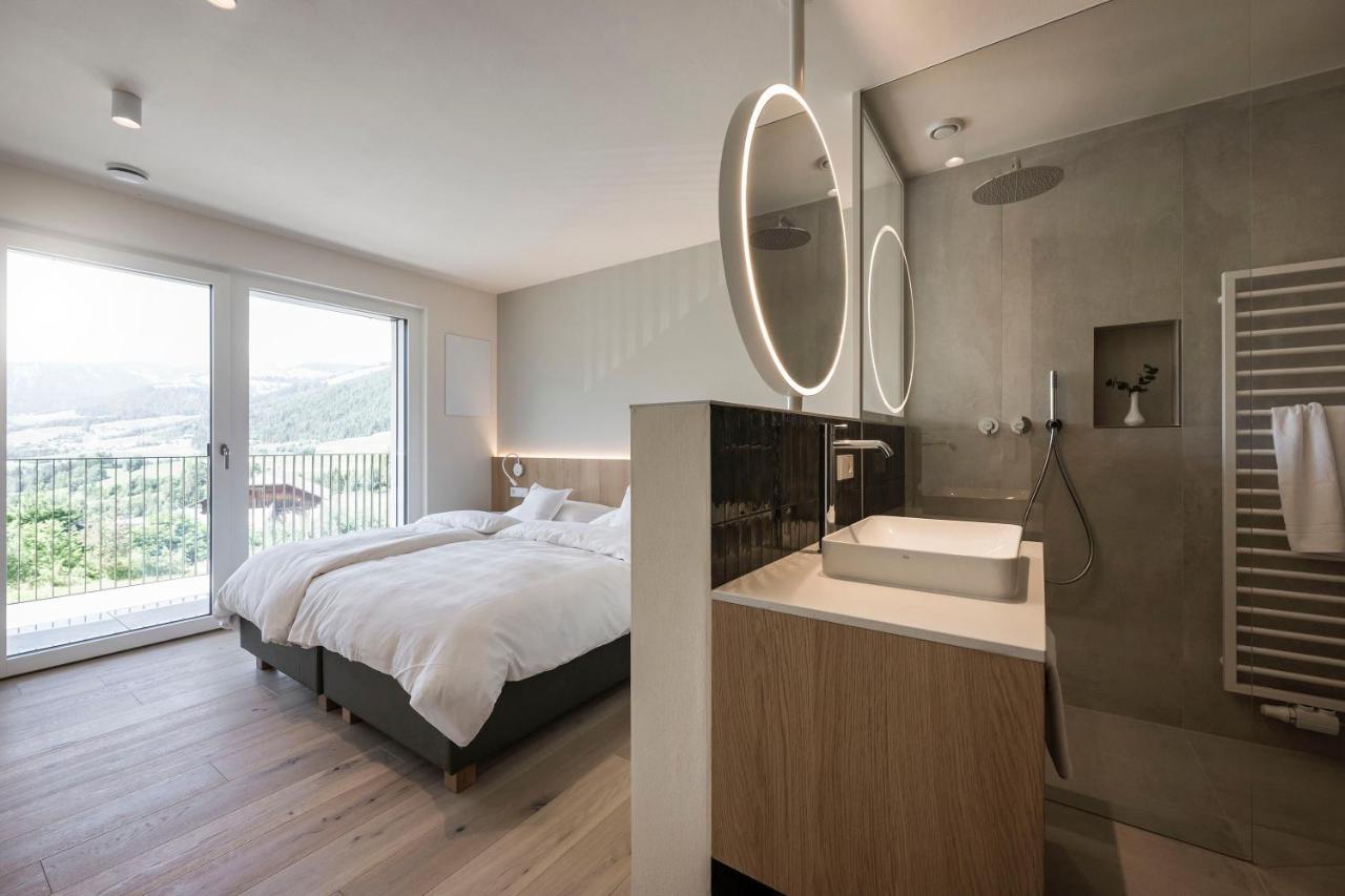 Astor Apartments Olang Eksteriør bilde